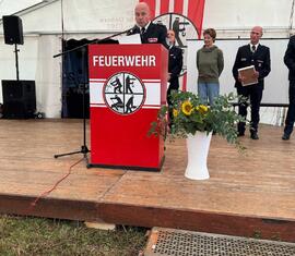 Amtswehrführer Lars Mudra würdigt die Arbeit der Ortswehr Gahry