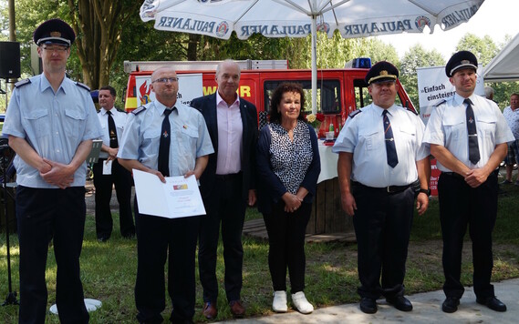 vlnr: Sascha Erler (KFV), René Müller, Bürgermeister Dieter Perko, Ortsvorsteherin Christina Krüger, GBM Mathias Voigt, OWF Dr. Holger Bialek