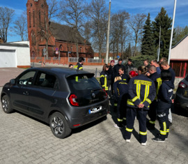 TH Lehrgang - Alternative Antriebe - Praxis an einem Twingo Electric
