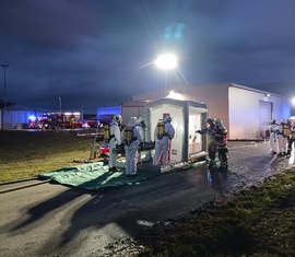 Übung Biogasanlage Forst (Lausitz) - Dekontamination