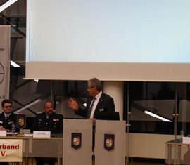 Bei der Tagung ging es auch um die Unterstützung des KFV durch den Landkreis. Landrat Harald Altekrüger will sich auch in Zukunft dafür einsetzen.