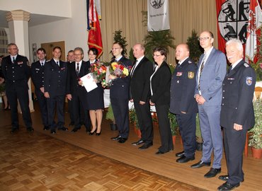 Sandrina Jank und Markus Peskar im Kreis der Gratulanten