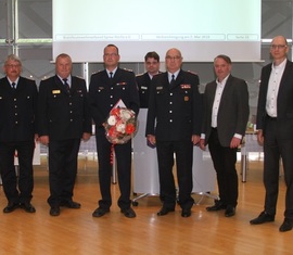 v.l. Wolfhard Kätzmer (Kreisbrandmeister), Werner-Siegwart Schippel (LFV Präsident), Marcel Bertram (OW Casel), Siegmund Rückmann (stell. Vorsitzender KFV), Jens Handreck (allgemeiner Stellvertreter des hauptamtlichen Bürgermeisters der Stadt Forst (Lausitz)) und Carsten Billing (Dezernet für Wirtschaft, Finanzen, Ordnung, Sicherheit und Verkehr des LK SPN)