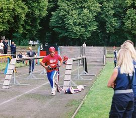 100m Hindernisbahn - Männer