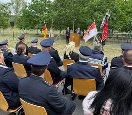 Gedenkveranstaltung in Ehrenhain Spree-Neiße anlässlich 25.jährigem Gedenktag