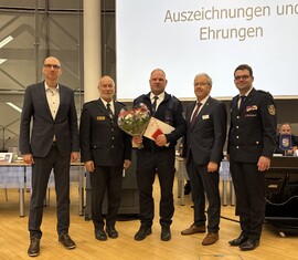 Besondere Auszeichnung für einen Kameraden zur Verbandstagung