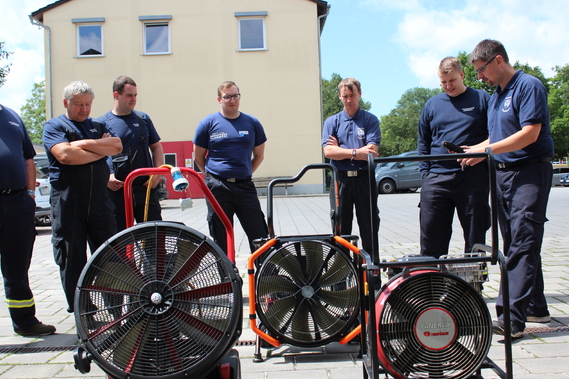 Spremberger Feuerwehr führt Seminar zum Thema „Taktische Ventilation“ durch