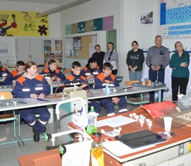 Ministerbesuch stärkt Feuerwehrbildung