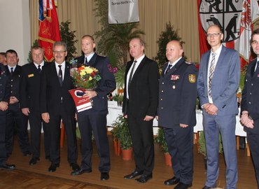 Denny Schröter im Kreis der Gratulanten