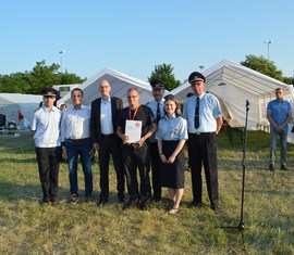 v.l. Kam. Robert Buder Vorsitzender des KFV SPN e.V., Herr Holger Kelch Oberbürgermeister der Stadt Cottbus, Herr. Carsten Billing Dezernent 2 des Landkreises Spree-Neiße, Kam. Stephan Winkler, Herr. Dr. Wolfgang Bialas Vorsitzender des Stadtfeuerwehrverbandes Cottbus, Frau Anja Lehmann stellv. Landesjugendfeuerwehrwartin und Stefan Kothe amt. Kreis­jugend­feuerwehrwart SPN