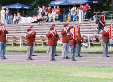 Einmarsch des Spielmannszuges aus Horno