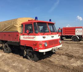 Geländefahrtraining der Freiwilligen Feuerwehr Forst (Lausitz) gemeinsam mit dem THW Ortsverband Forst (Lausitz) auf dem Boden des zukünftigen Cottbuser Ostsee´s
