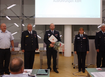 Kreisbrandmeister Stefan Grothe, LFV-Präsident Werner-Siegwart Schippel, Dr Holger Bialek, die stellvertretende KFV-Vorsitzende Christine Sehmisch, Ehren-KBM Wolfhard Kätzmer