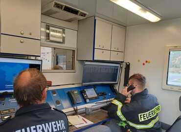 Fernmeldebetriebsstelle des ELW2 - besetzt durch Mitglieder der SEG-Führungsunterstützung Spree-Neiße /CB