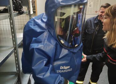 Das Ankleiden eines CSA unter PA wurde trainiert - GSE Training am 11.10.2025