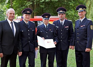 Bürgermeister Dieter Perko, OWF Harald Noack, Dieter Kramer, KFV-Vorsitzender Robert Buder, Stellvertretende KBM Karsten Magister