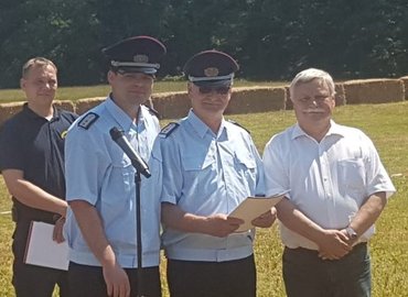 Kam. Robert Buder, Kam. Roland Kindt, Bürgermeister der Gemeinde Schenkendöbern Peter Jeschke