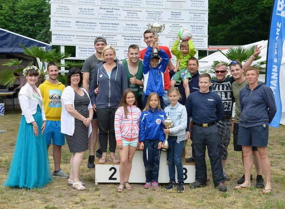 Freiwillige Feuerwehr Spremberg beim 24-Stundenschwimmen auf Siegeszug