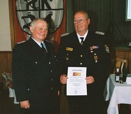 Kamerad Jürgen Helmdach, ausgezeichnet mit dem Ehrenzeichen des KFV
