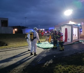 Übung Biogasanlage Forst (Lausitz) - Trupp unter PA