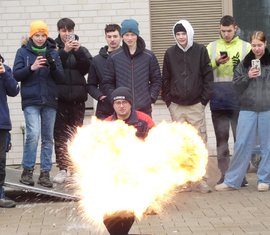 Der Feuerlöschtrainer ist die Attraktion.