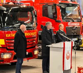 Starke Führung für starke Lagen: Modernisierter ELW 2 für Cottbus übergeben