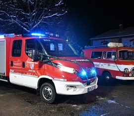 Der alte Barkas (rechts) weicht dem neuen KLF