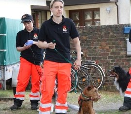 Vorführung der Rettungshundestaffel