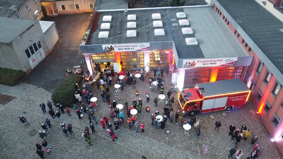 Das 4. Adventsleuchten aus der Vogelperspektive