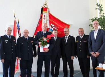 vlnr: Siegmund Rückmann (Stellvertretender Vorsitzender des KFV), Stefan Grothe (Kreisbrandmeister), Stefan Schröter, Frank Stolper (Abteilungsleiter MIK), Harald Altekrüger (Landrat SPN), Werner-Siegwart Schippel (Präs. LFV BB), Carsten Billing (Ordnungsdezernent Landkreis)