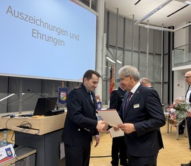 2 Kameraden zur Verbandstagung mit dem Leistungsabzeichen TH in der Sonderstufe Gold ausgezeichnet