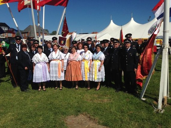 Spreewaldtrachten als Hingucker beim Festumzug