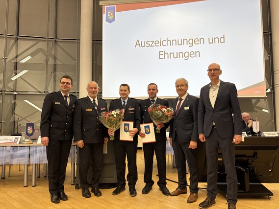 2 Kameraden zur Verbandstagung mit dem Leistungsabzeichen TH in der Sonderstufe Gold ausgezeichnet