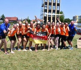 Team Lausitz Frauen nach dem Hakenleitersteigen