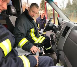 Einsatztaktik und Funkverkehr wurde an der Station "Gefahrgutunfall" trainiert.