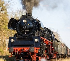Neuhausen/Spree: 26.000 Liter Wasser für historische Dampflok bereitgestellt